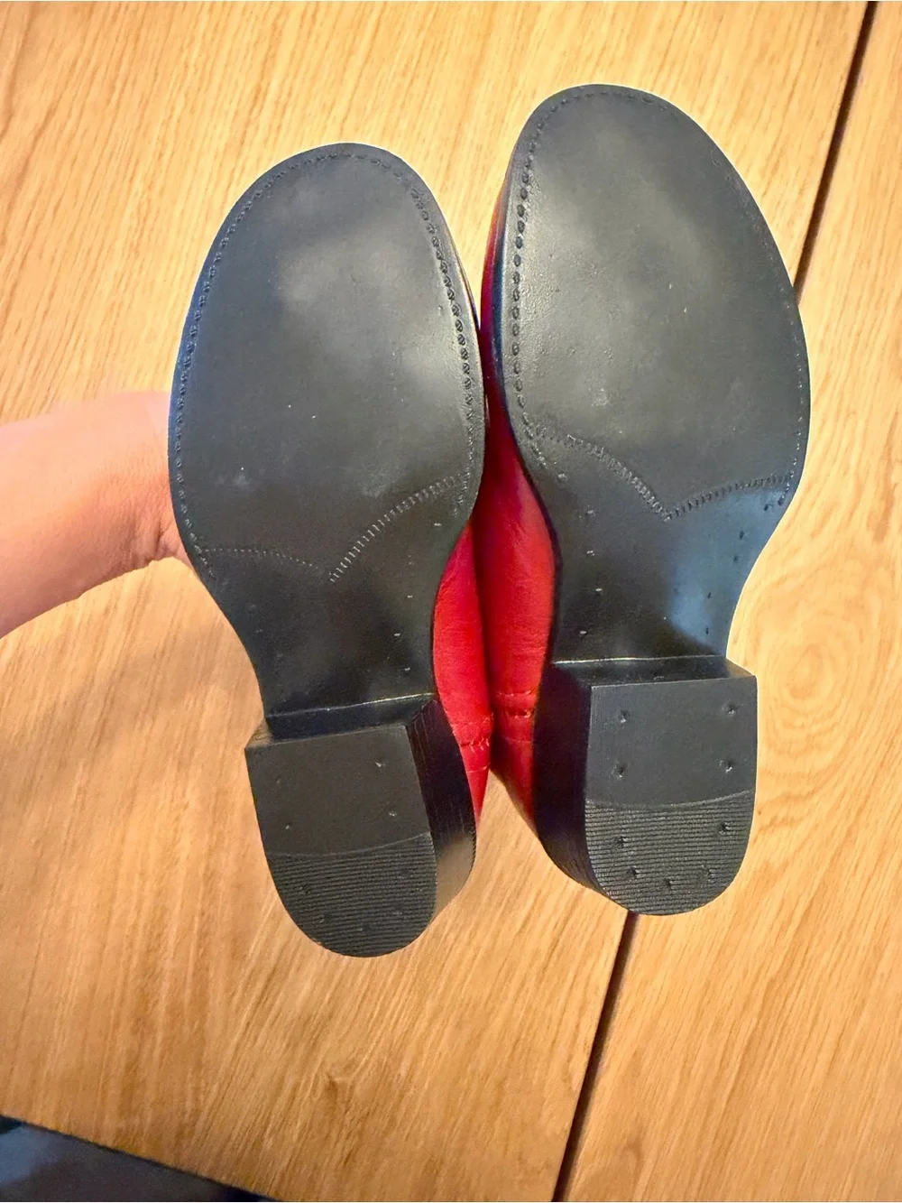 Old West bold red